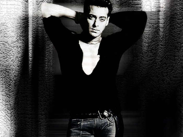 Salman Khan To Open A Restaurant Soon  